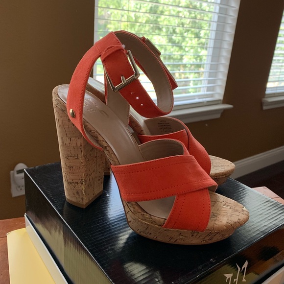 Cork heels - Picture 2 of 4